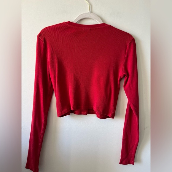 Aritzia Tna Red Long-sleeve Ribbed Tee - Picture 4 of 4